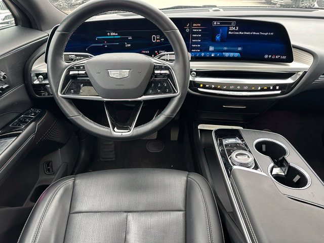 Used 2024 Cadillac Lyriq Luxury AWD/4WD image 15