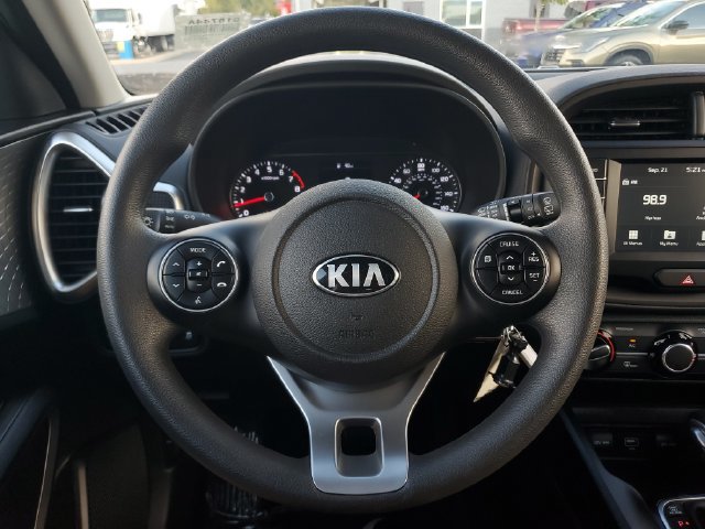 Used 2021 Kia Soul LX FWD image 23