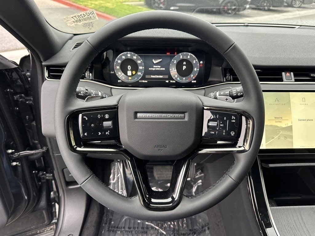 Used 2024 Land Rover Range Rover Evoque S image 16