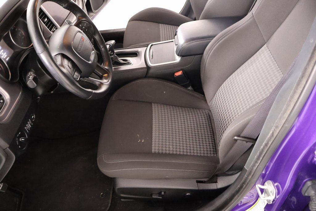 Used 2023 Dodge Charger R/T w/ Navigation & Travel Group image 12