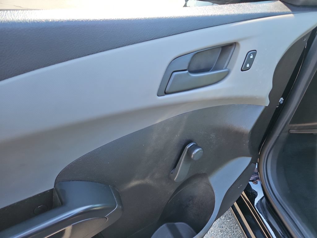 Used 2017 Chevrolet Sonic LS FWD image 20