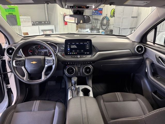 Used 2024 Chevrolet Blazer LT w/ Driver Confidence Package image 33