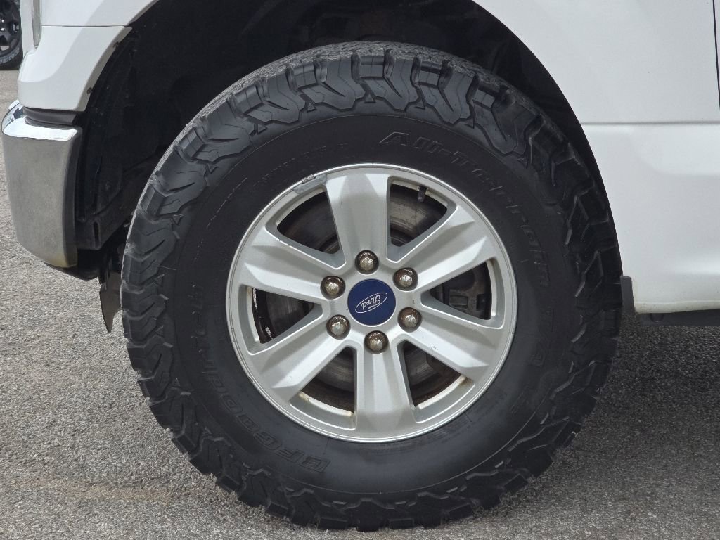 Used 2015 Ford F150 XLT w/ Trailer Tow Package AWD/4WD image 10
