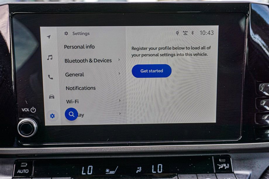 Used 2025 Toyota Camry SE image 30