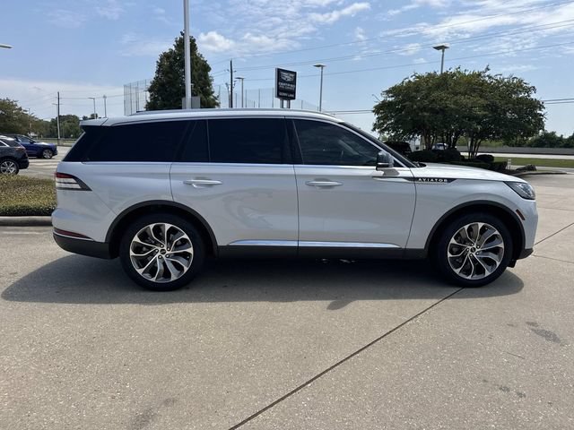 Used 2025 Lincoln Aviator Reserve RWD image 4