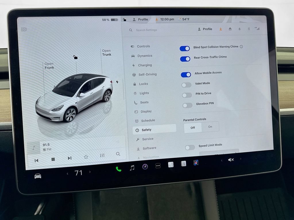Used 2023 Tesla Model Y Long Range AWD/4WD image 43