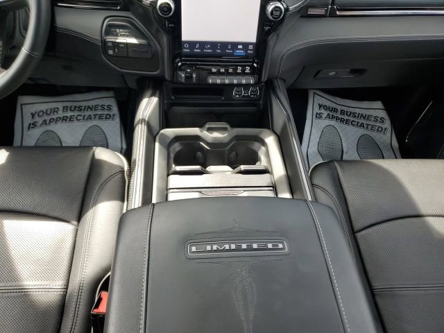 Used 2024 RAM 2500 Limited AWD/4WD image 36