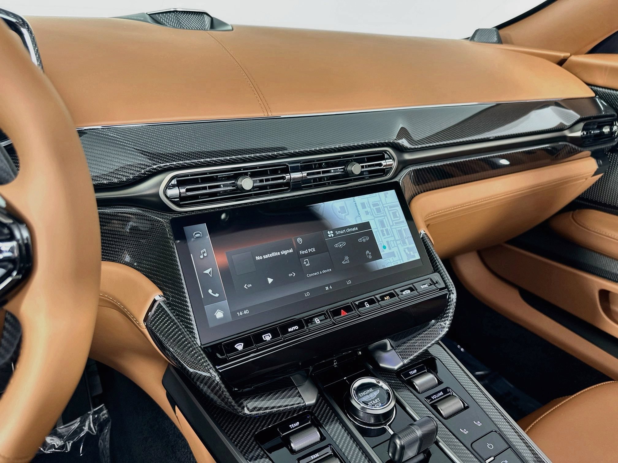 New 2026 Aston Martin Vanquish Convertible RWD image 12