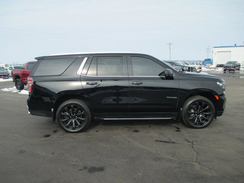 Used 2021 Chevrolet Tahoe Premier w/ Premium Package image 3