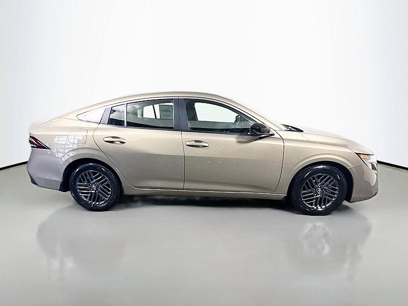 New 2026 Nissan Sentra SV w/ SV Convenience Package FWD image 8