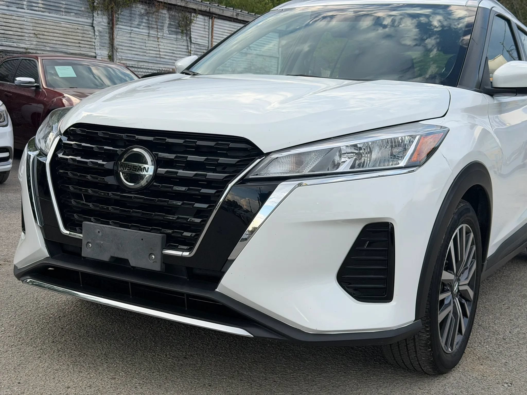 Used 2021 Nissan Kicks SV FWD image 4