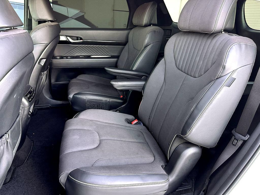 Used 2025 Hyundai Palisade Calligraphy AWD/4WD image 21