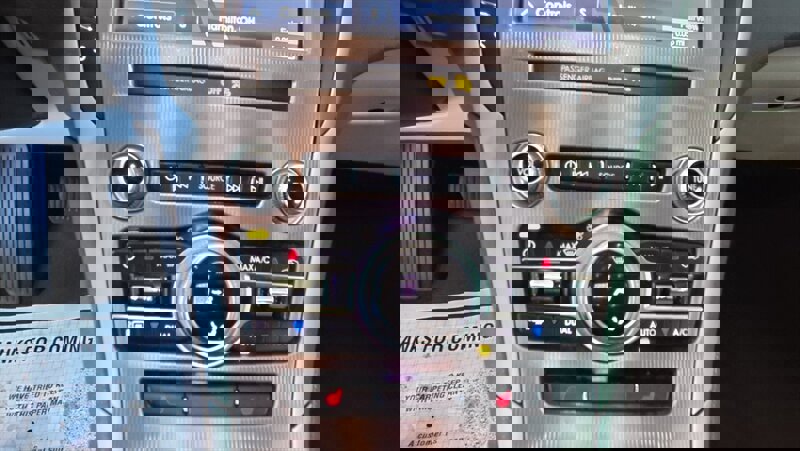 Used 2020 Lincoln MKZ w/ Convenience Package image 18