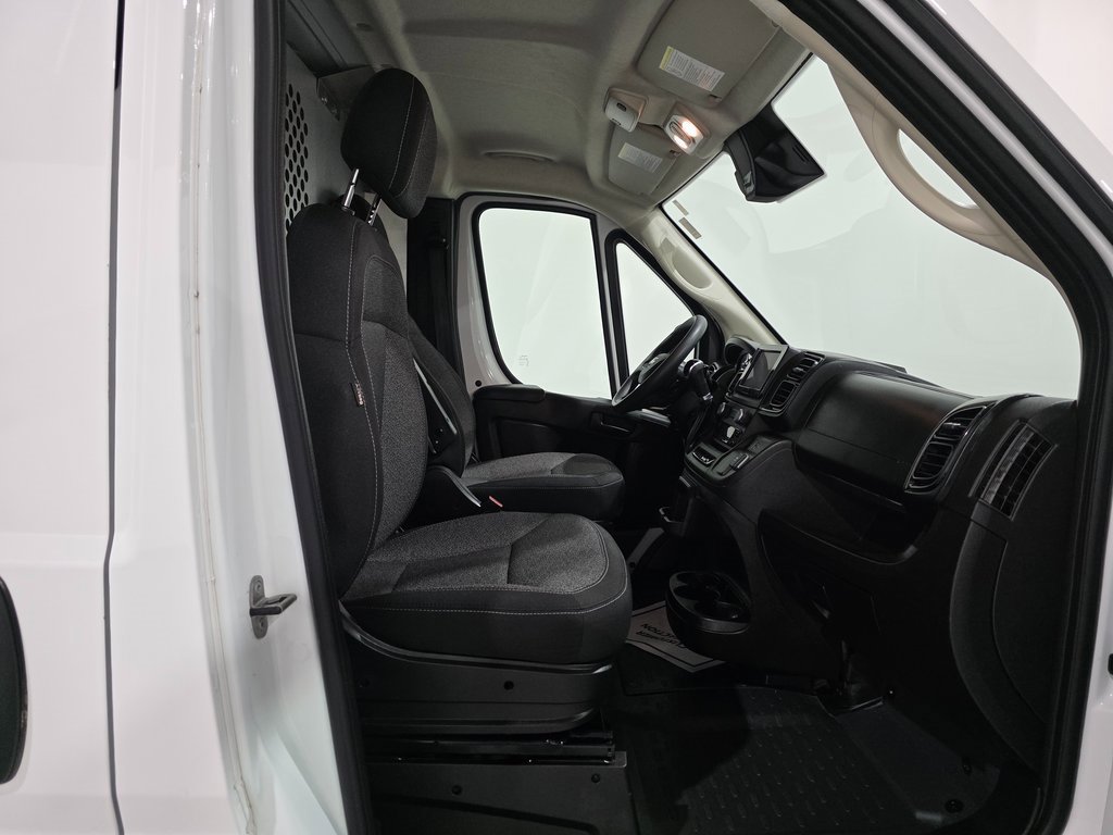 Used 2023 RAM ProMaster 2500 image 18