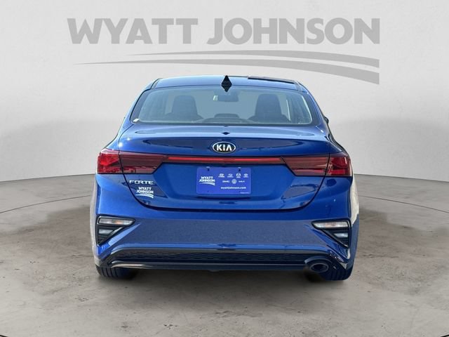 Used 2021 Kia Forte LXS FWD image 4