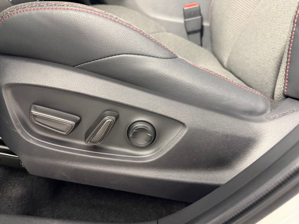 Used 2025 Toyota bZ4X AWD image 24