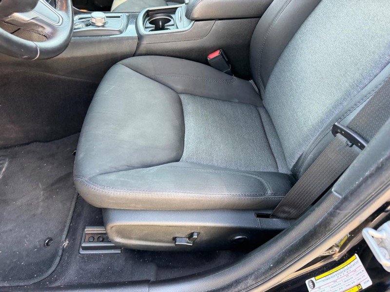 Used 2018 Chrysler 300 Touring image 18