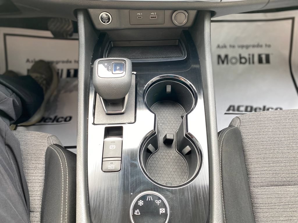 Used 2021 Nissan Rogue SV AWD/4WD image 24