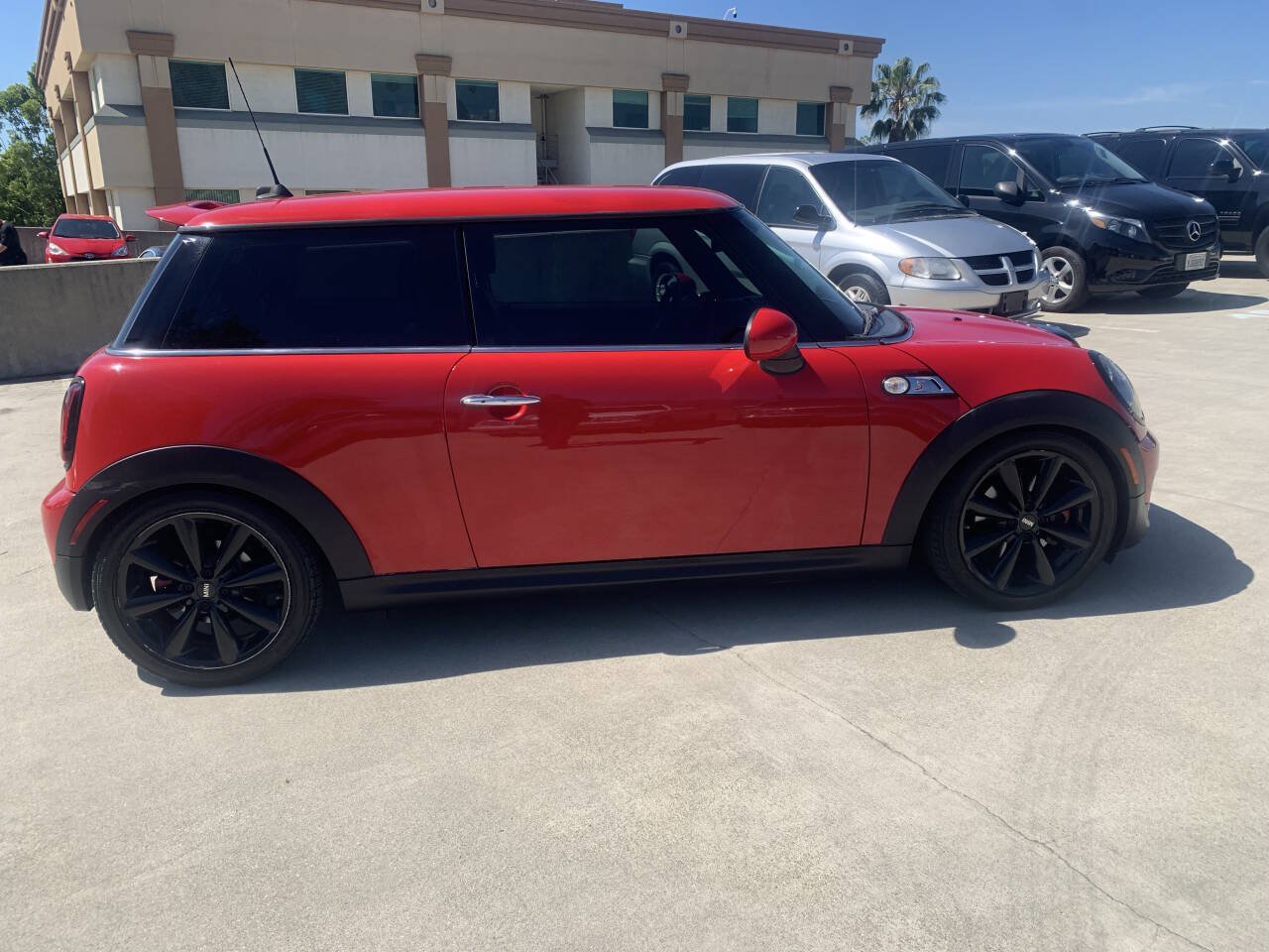 Used 2011 MINI Cooper S FWD image 6