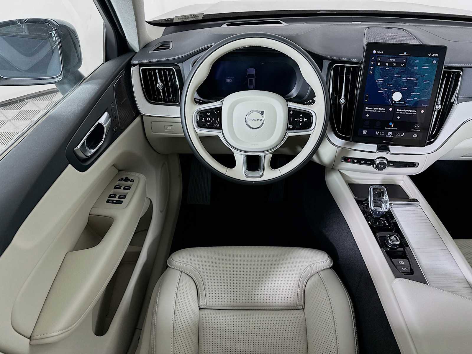 New 2026 Volvo XC60 B5 Ultra w/ Protection Package Premier image 21