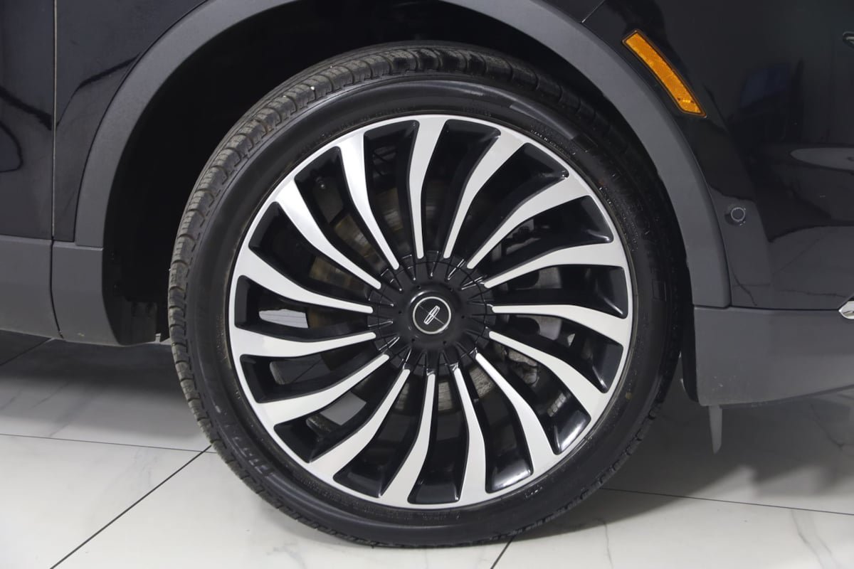Used 2023 Lincoln Nautilus Black Label AWD/4WD image 18