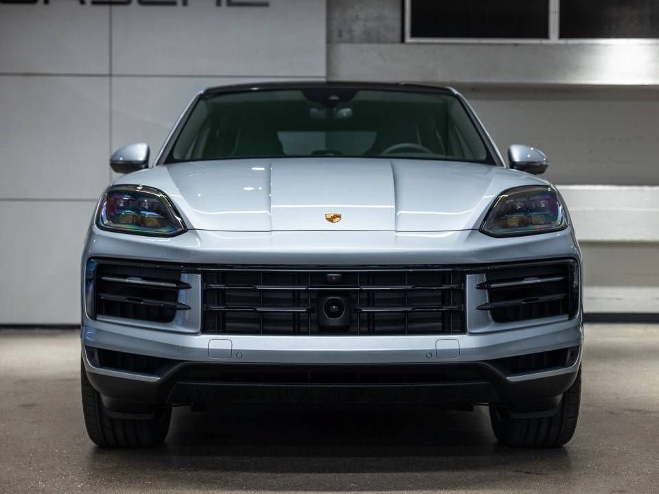 Certified 2026 Porsche Cayenne Coupe AWD/4WD image 11