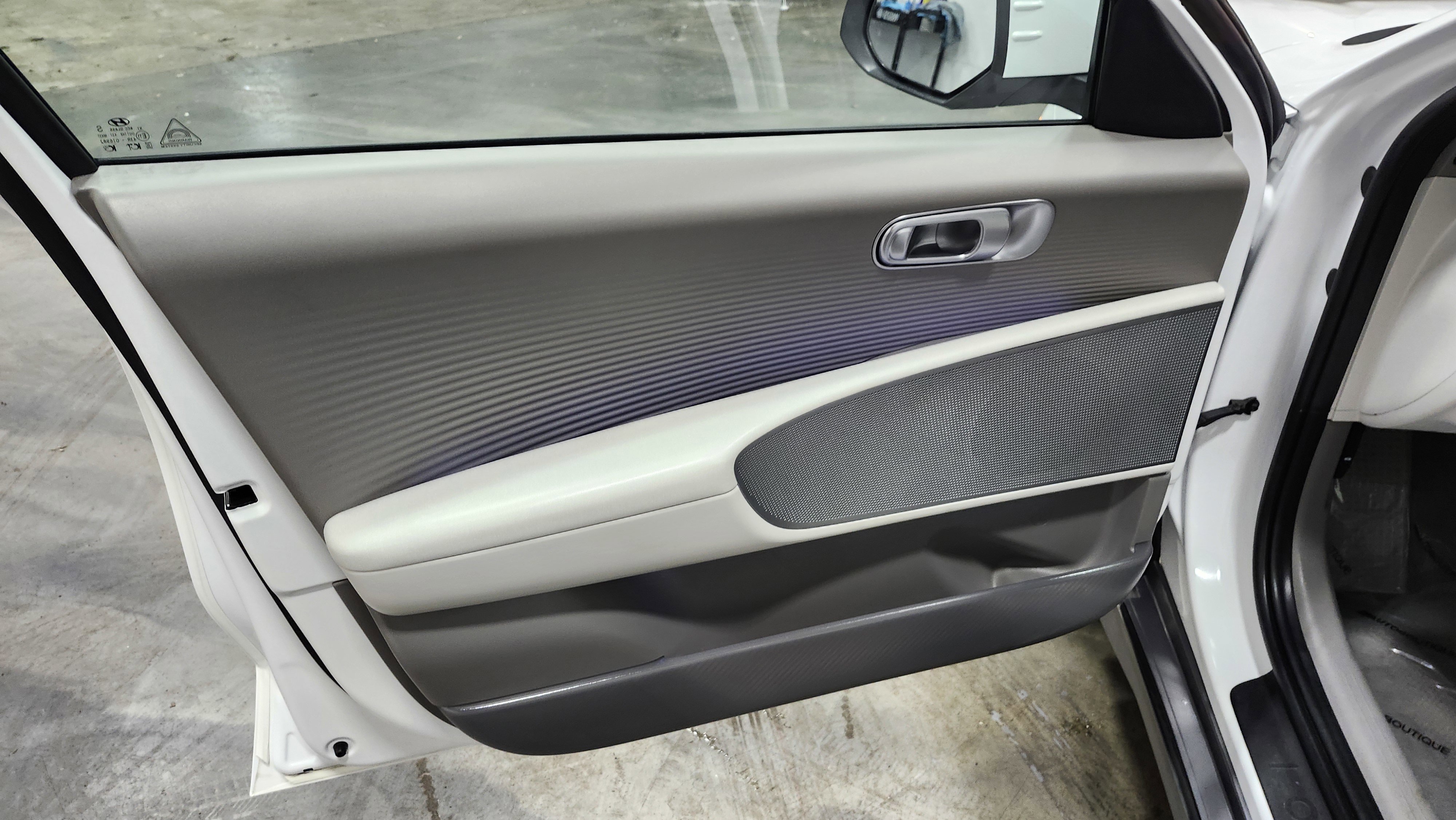 Used 2023 Hyundai Ioniq 6 SEL image 29