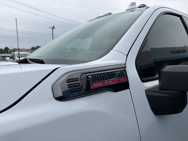 Used 2024 GMC Sierra 2500 AT4 w/ AT4 Premium Plus Package AWD/4WD image 5