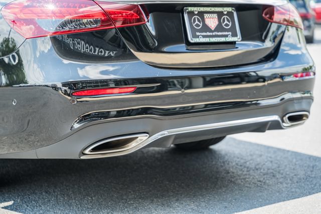Used 2023 Mercedes-Benz E 350 4MATIC Sedan image 9