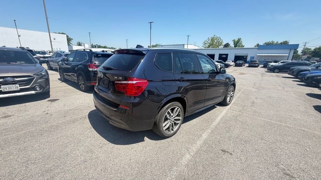 Used 2017 BMW X3 xDrive28i AWD/4WD image 5