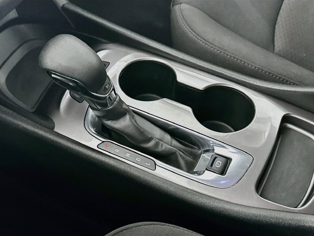 Used 2023 Chevrolet Malibu LS w/ Driver Confidence Package FWD image 16