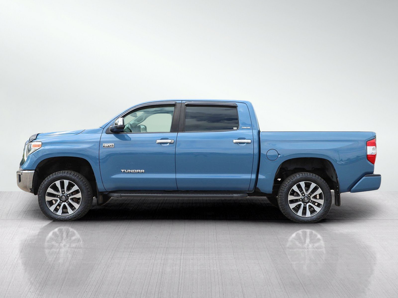Used 2019 Toyota Tundra Limited AWD/4WD image 2