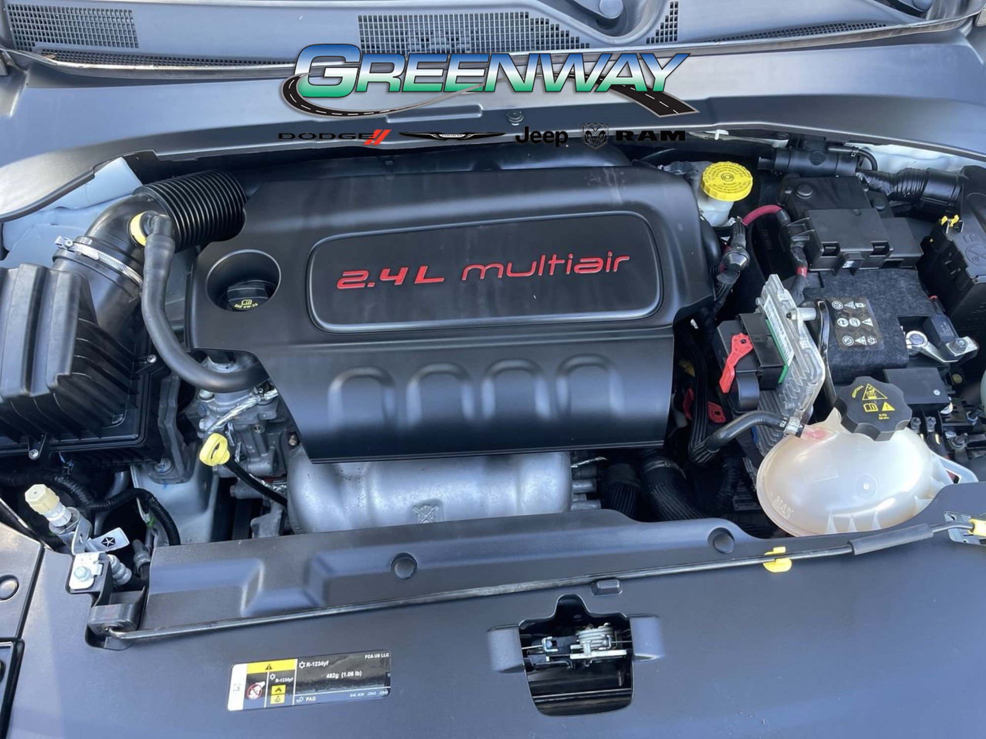 Used 2017 Jeep Compass Latitude w/ Popular Equipment Group FWD image 10