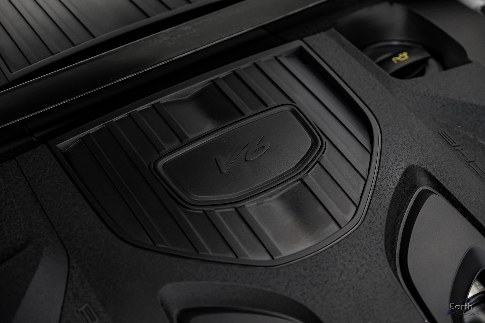 Used 2025 Porsche Panamera w/ Premium Package RWD image 94