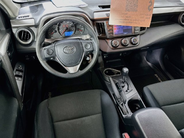 Used 2016 Toyota RAV4 LE AWD/4WD image 25