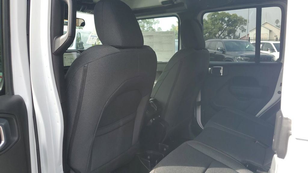 New 2026 Jeep Gladiator Sport image 14