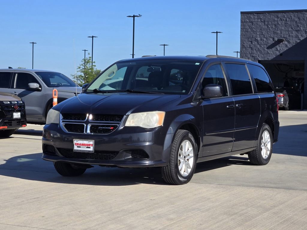 Used 2014 Dodge Grand Caravan SXT FWD image 2