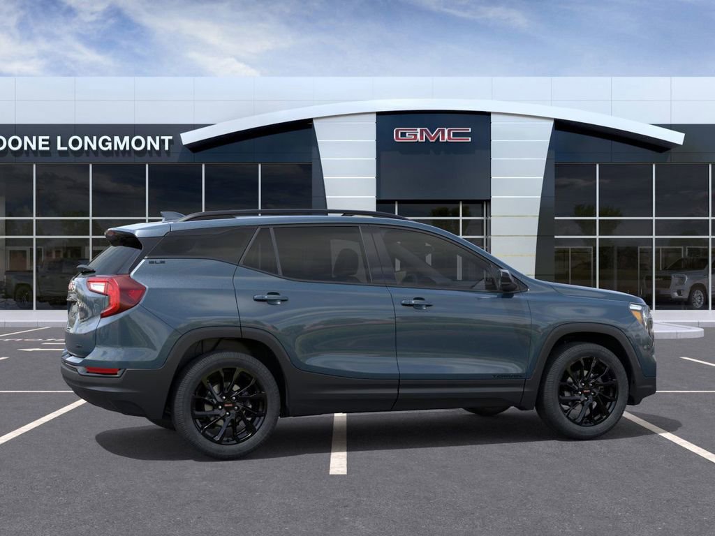 New 2024 GMC Terrain SLE w/ Driver Convenience Package image 5