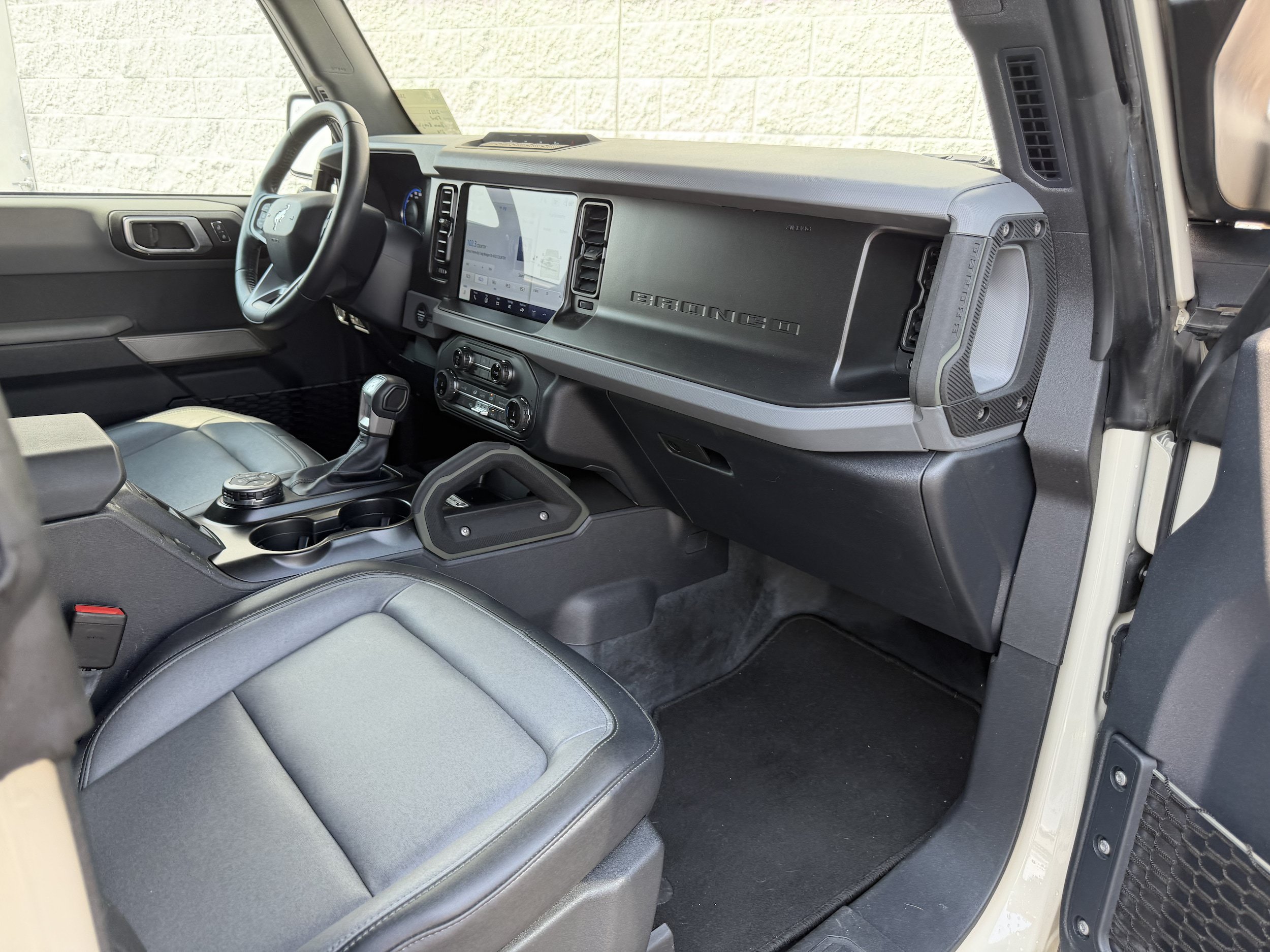 Used 2022 Ford Bronco Everglades AWD/4WD image 33