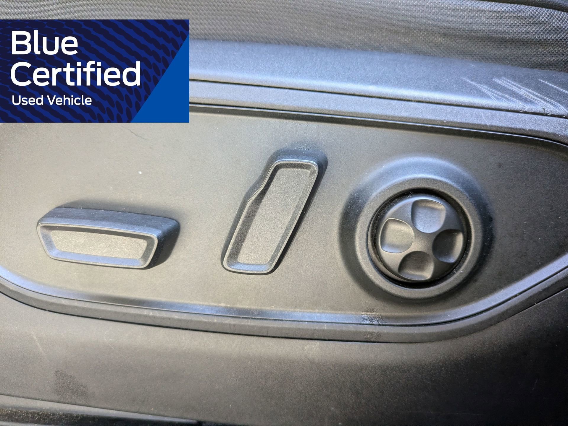Used 2023 Jeep Grand Cherokee Limited AWD/4WD image 23