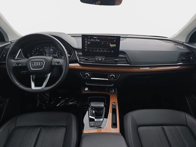 Used 2023 Audi Q5 2.0T Premium w/ Convenience Package AWD/4WD image 10