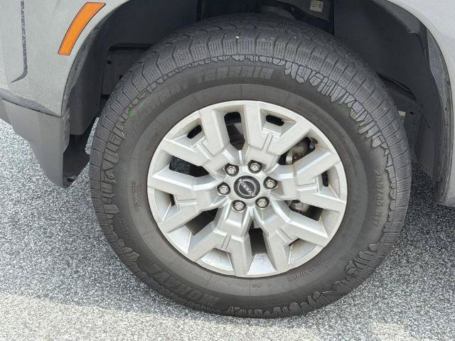Certified 2023 Nissan Frontier SV RWD image 29