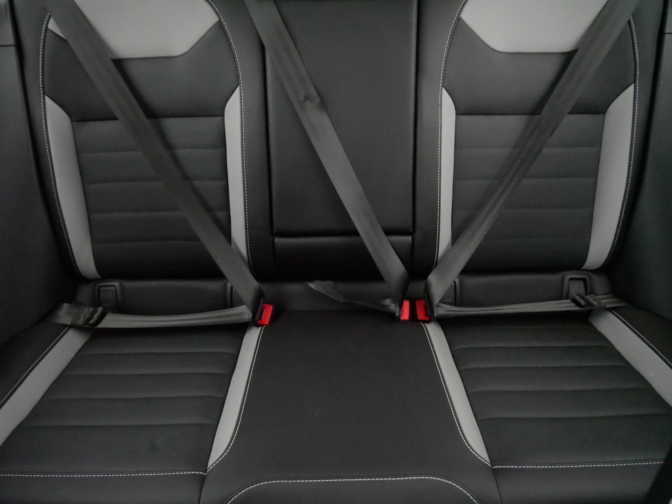 Used 2023 Volkswagen Taos SEL image 13