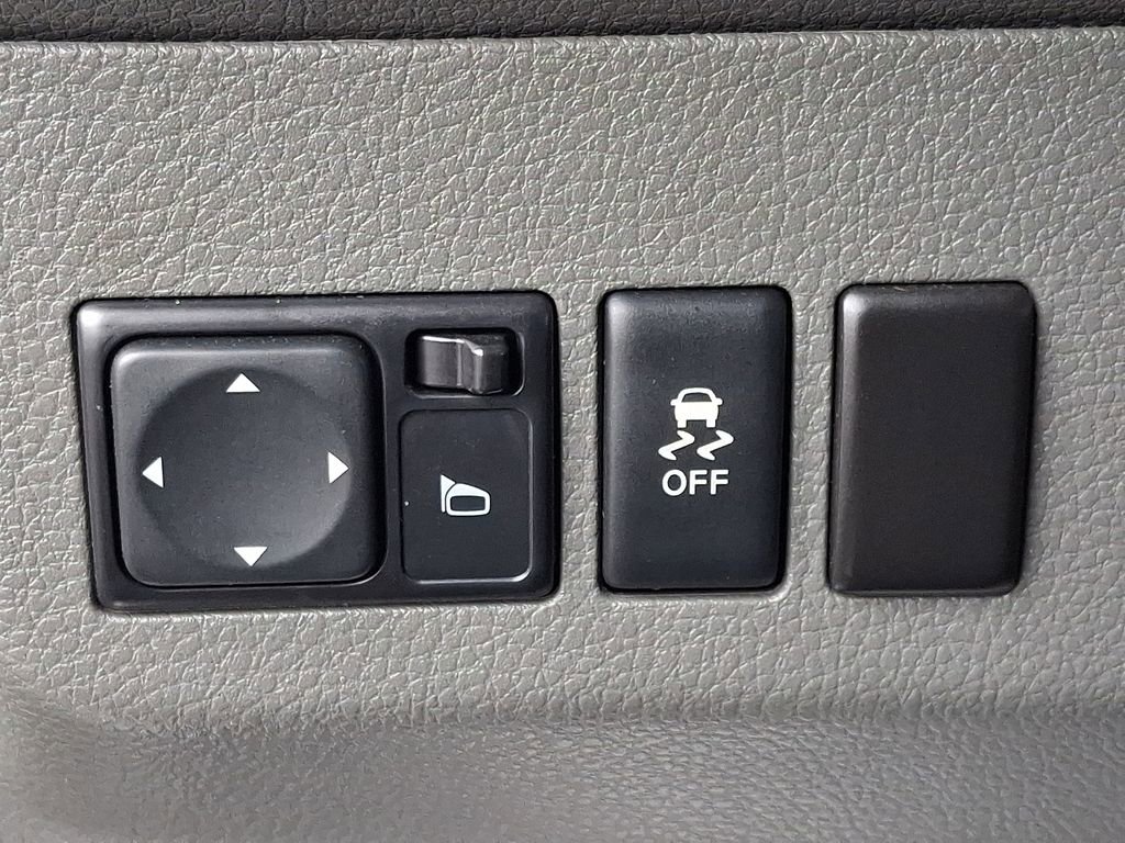 Used 2017 Nissan NV 3500 SV w/ SV Technology Package image 24