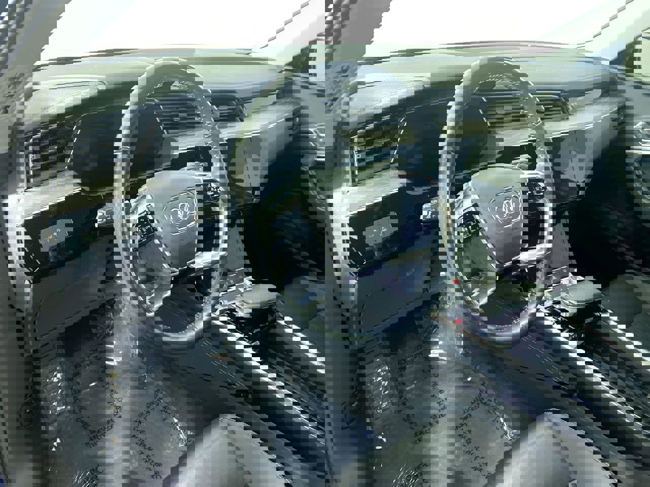 Certified 2021 Audi e-tron Premium w/ Convenience Plus Package image 23