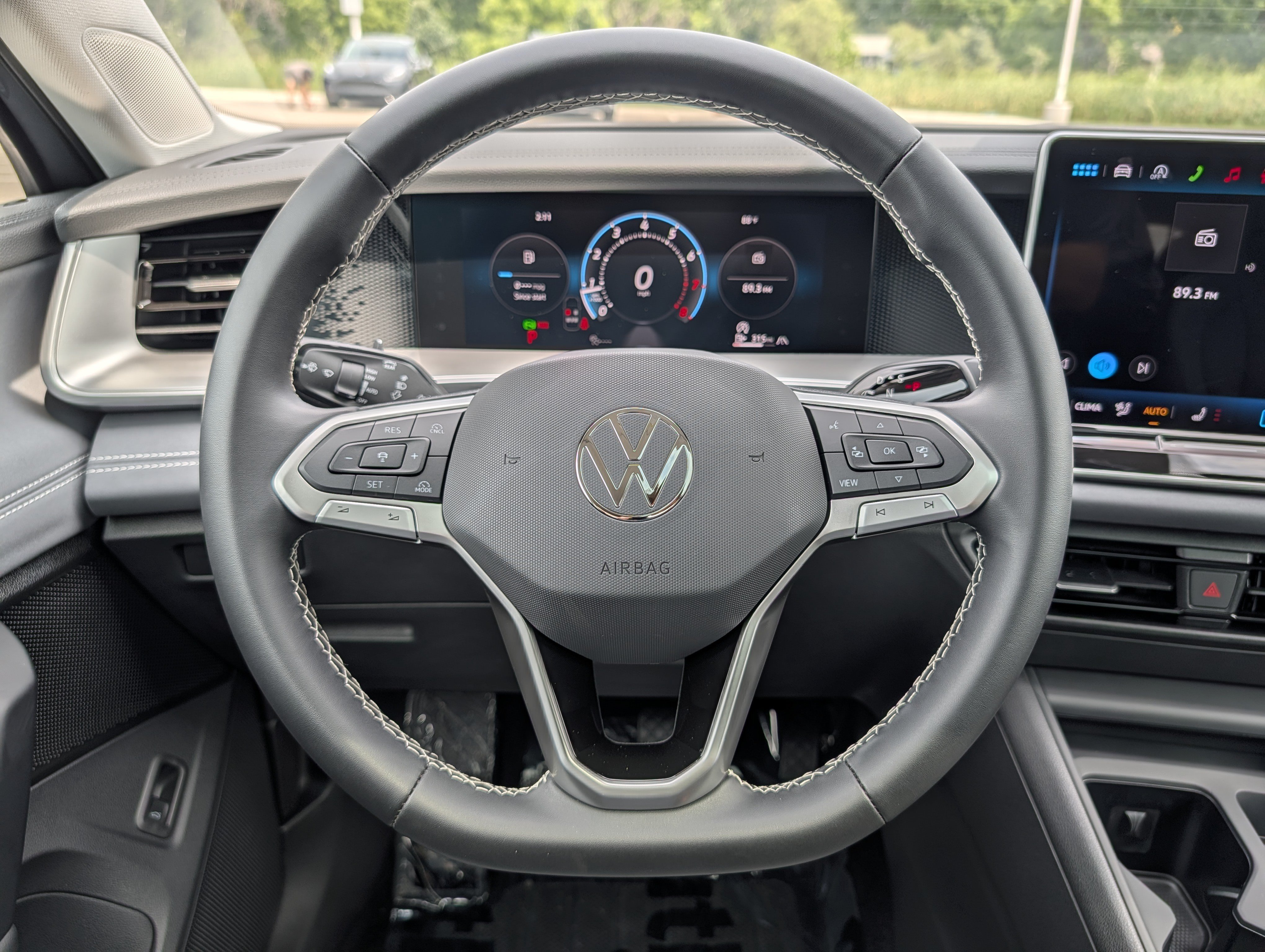 Certified 2026 Volkswagen Tiguan SE AWD/4WD image 25