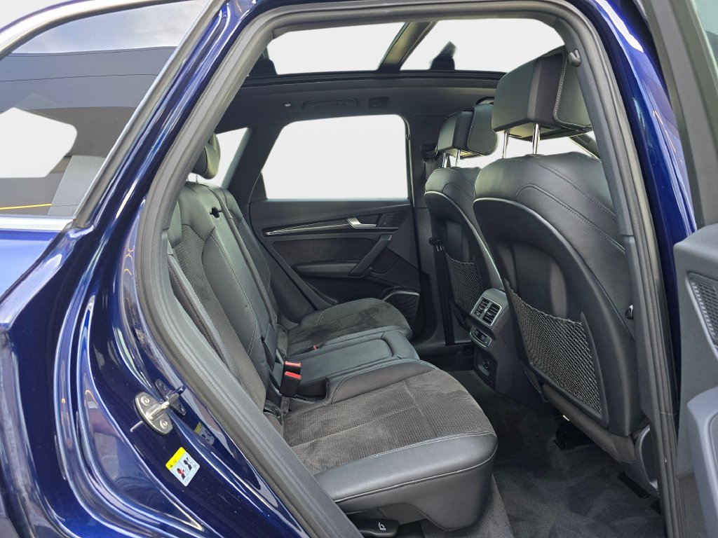 Used 2018 Audi SQ5 Premium Plus w/ S Sport Package AWD/4WD image 13