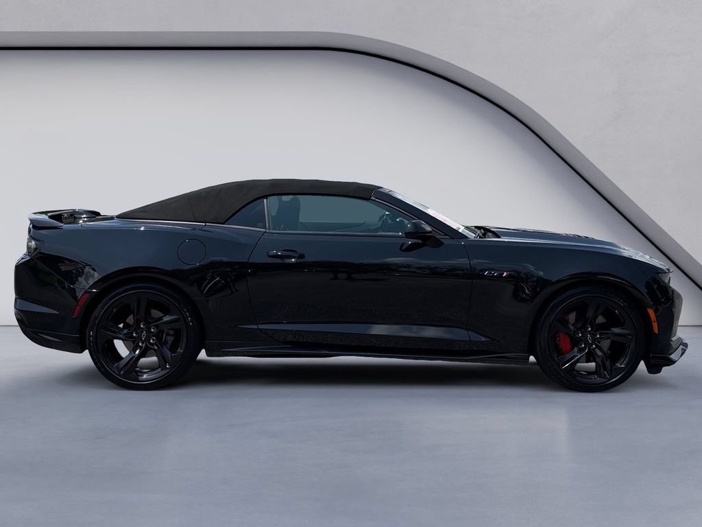 Used 2022 Chevrolet Camaro LT w/ LPO, Ground Effects Package RWD image 6
