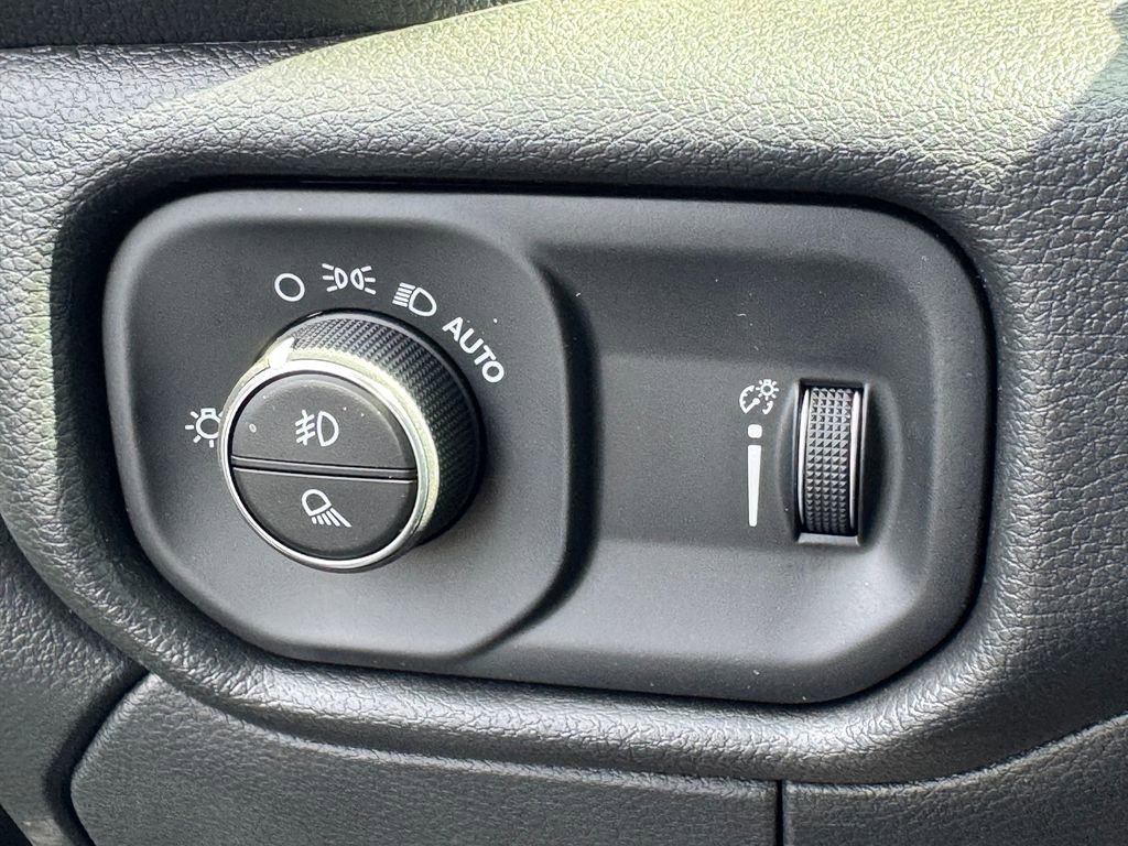 New 2026 RAM 4500 Tradesman w/ Chrome Appearance Group AWD/4WD image 27