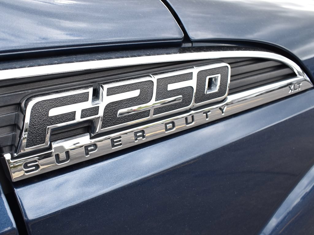 Used 2015 Ford F250 XLT w/ XLT Value Package AWD/4WD image 8